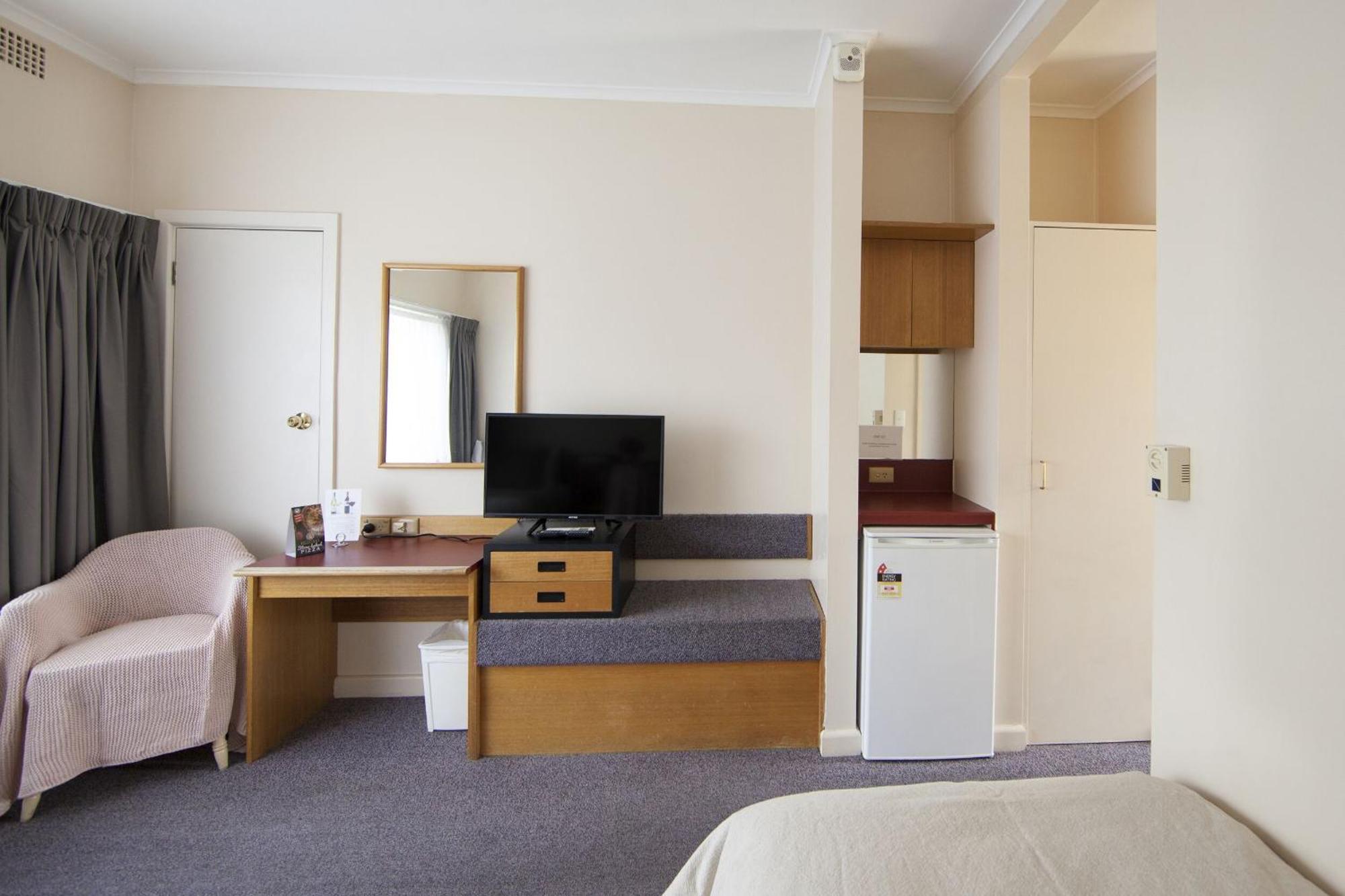 Redhill Cooma Motor Inn Exterior foto
